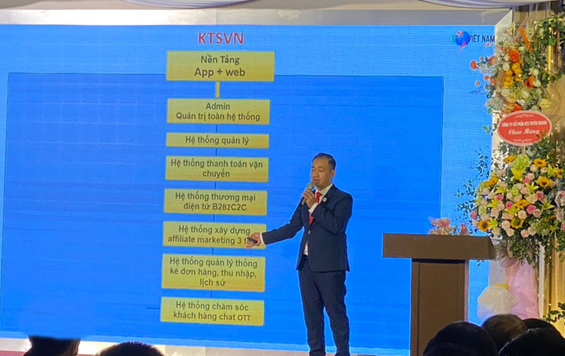  Các chuyên gia KTSVN giới thiệu nền tảng tích hợp ứng dụng cho các doanh nghiệp.