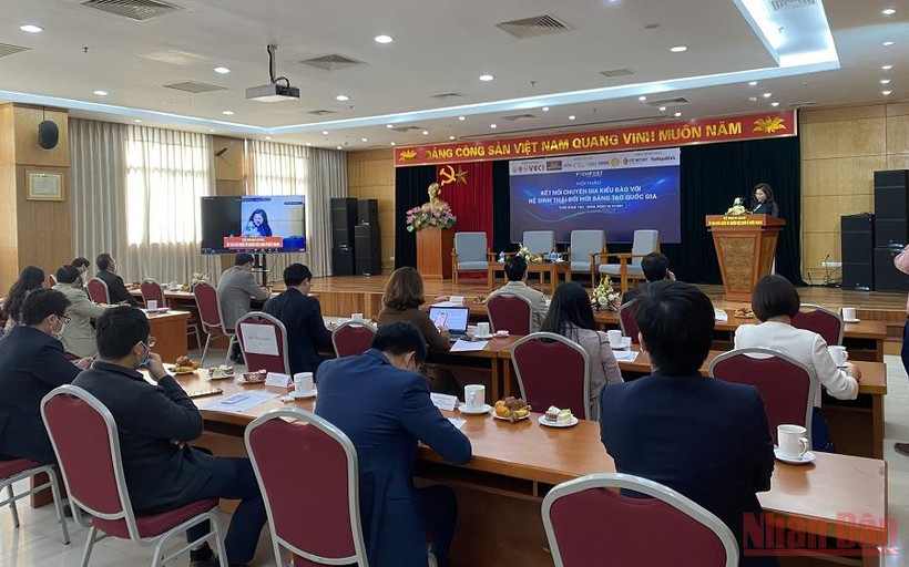 Các đại biểu tham gia hội thảo. (Ảnh: NINH CƠ)