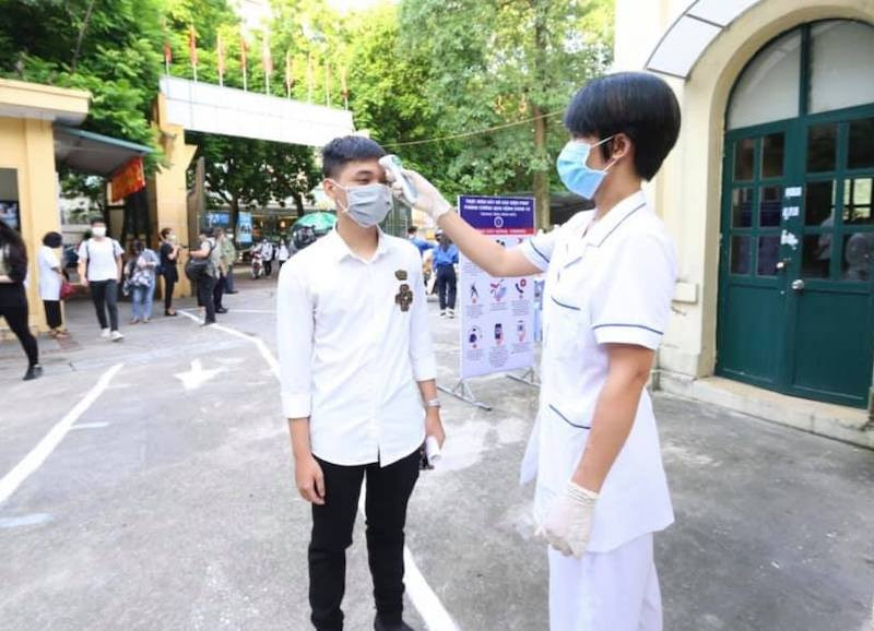 Các nhà trường tiếp tục cần thực hiện nghiêm túc công tác phòng chống dịch Covid-19