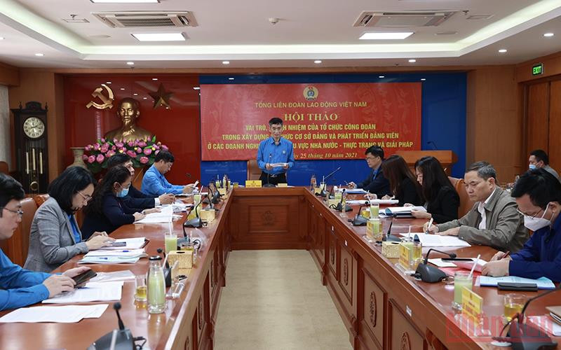 Toàn cảnh hội thảo