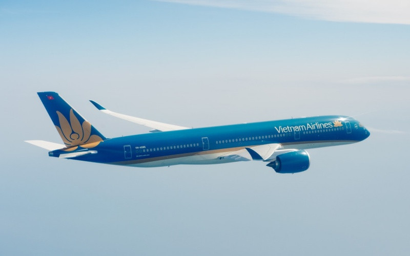 Không chỉ được đánh giá cao bởi dịch vụ chuyên nghiệp, đẳng cấp quốc tế, Vietnam Airlines còn được hành khách yêu mến nhờ nỗ lực thực hiện thành công các nhiệm vụ quốc gia, trách nhiệm xã hội...