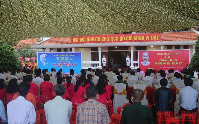 Quang cảnh buổi lễ.