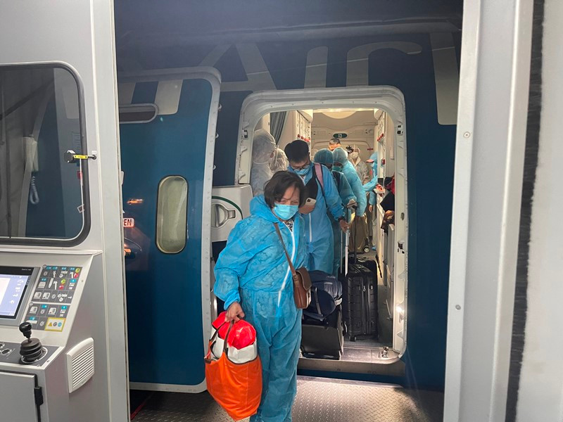 Đưa 240 công dân Việt Nam từ Hoa Kỳ về nước