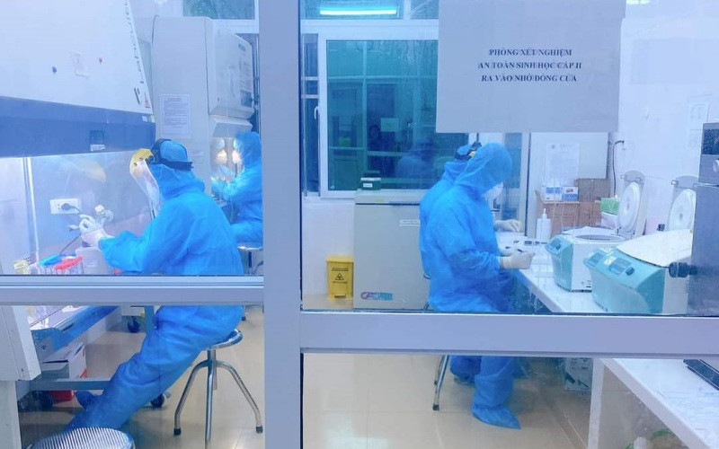 Trong 388 mẫu xét nghiệm đêm qua, CDC Thái Bình phát hiện thêm một ca dương tính với SARS-CoV-2.