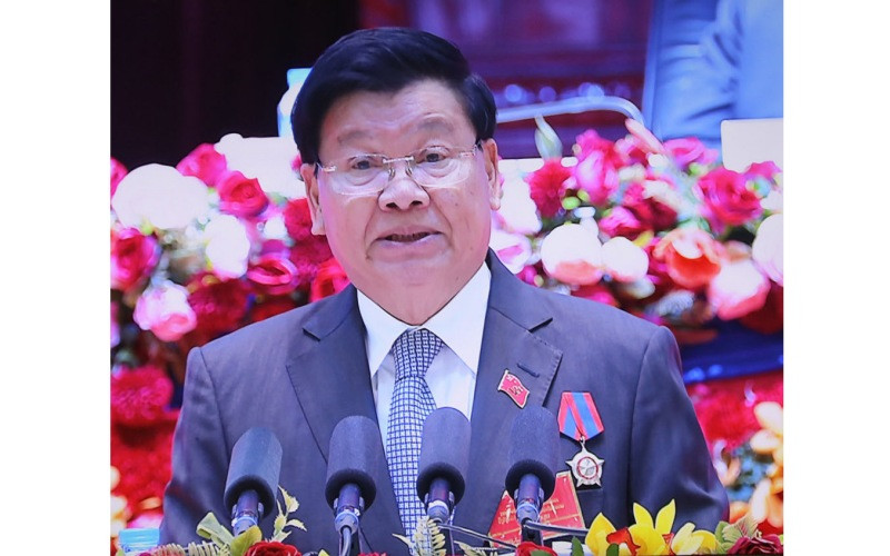 Tổng Bí thư, Chủ tịch nước Lào Thongloun Sisoulith.