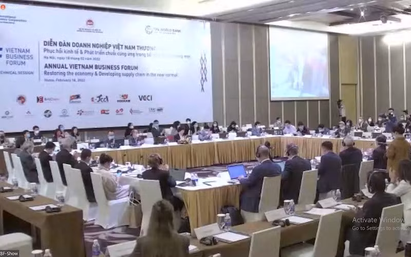 Phiên họp kỹ thuật với các chủ đề: Khôi phục chuỗi cung ứng, bảo đảm lưu thông hàng hóa, thu hút đầu tư và nâng cao năng lực cạnh tranh. (Ảnh : VBF)