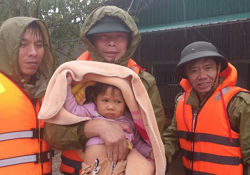 Thêm nhiều nghĩa cử vì nhân dân quên mình