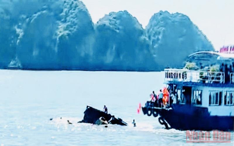 Hiện trường vụ tai nạn làm 1 du khách tử vong.