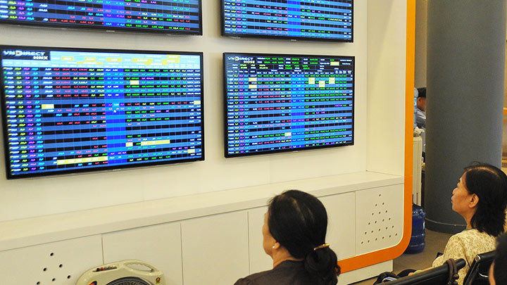 Ngày đầu tiên của hệ thống giao dịch mới đã giúp thị trường có thanh khoản cao. Ảnh: SONG ANH