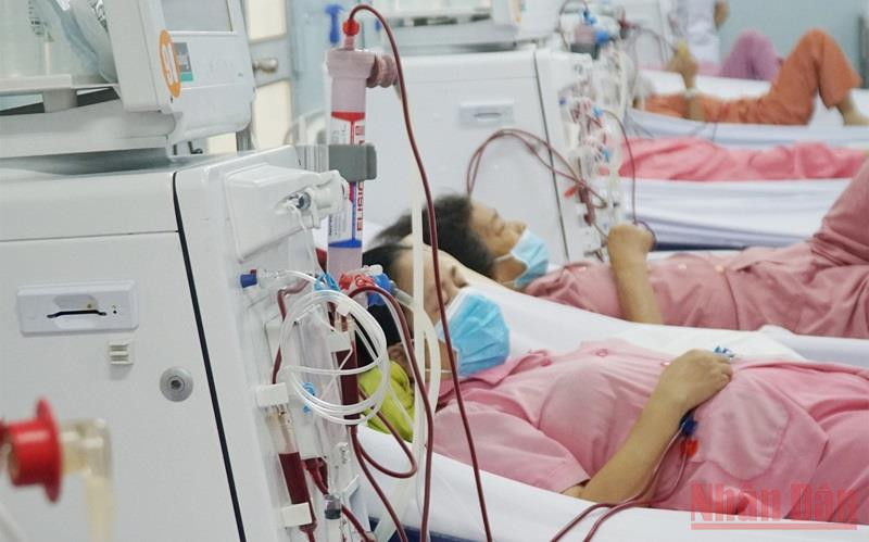 Bệnh nhân điều trị tại Khoa Thận nhân tạo Bệnh viện Chợ Rẫy.