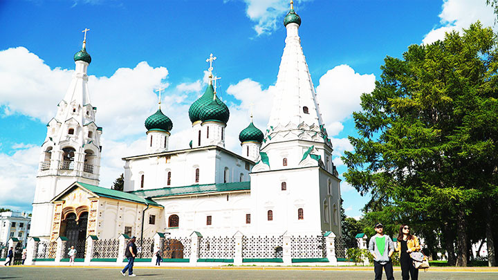 Một công trình kiến trúc cổ kính tại Yaroslavl.