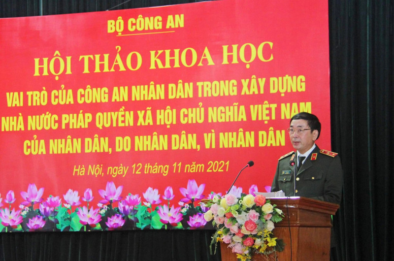 Thứ trưởng Công an Trần Quốc Tỏ phát biểu tại hội thảo.