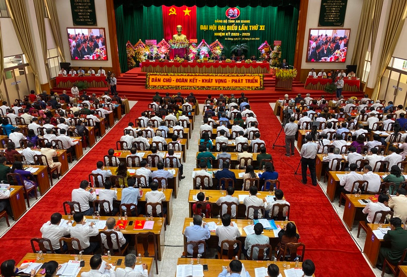 Toàn cảnh Đại hội đại biểu Đảng bộ tỉnh An Giang lần thứ 11, nhiệm kỳ 2020-2025.