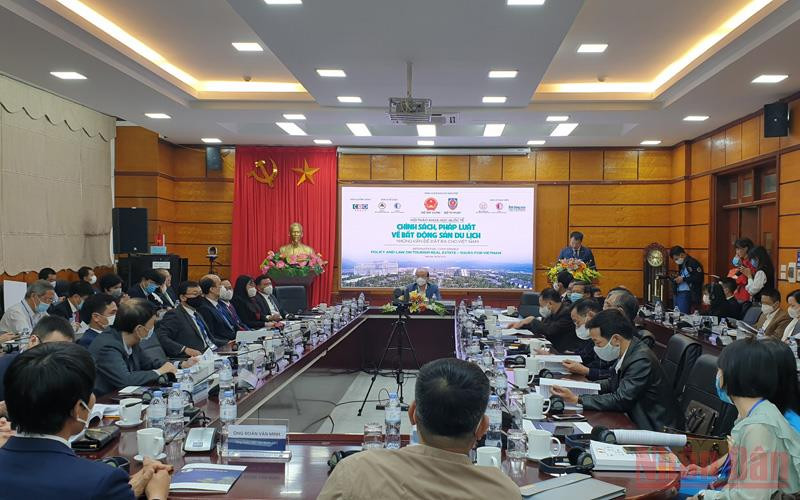 Toàn cảnh Hội thảo sáng 16/11 (Ảnh: N.T)