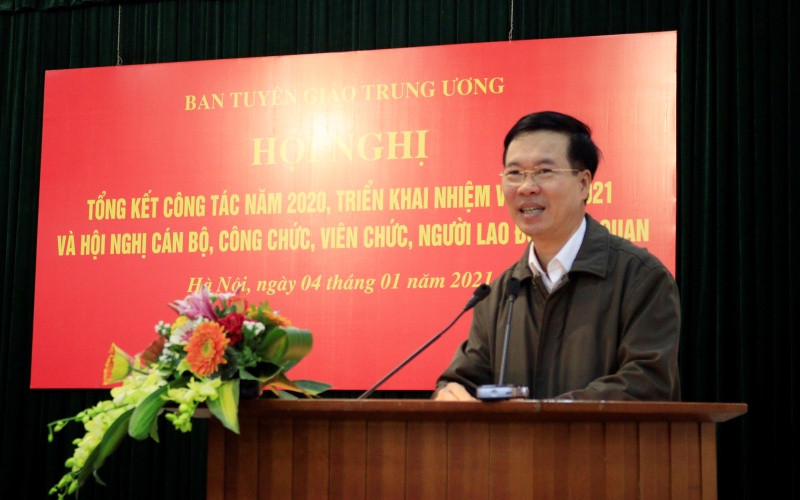 Đồng chí Võ Văn Thưởng, Ủy viên Bộ Chính trị, Bí thư T.Ư Đảng, Trưởng Ban Tuyên giáo T.Ư phát biểu chỉ đạo Hội nghị.