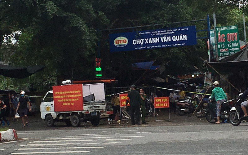 Chợ Xanh Văn Quán được phong tỏa sáng nay do có một ca dương tính đã từng đến.
