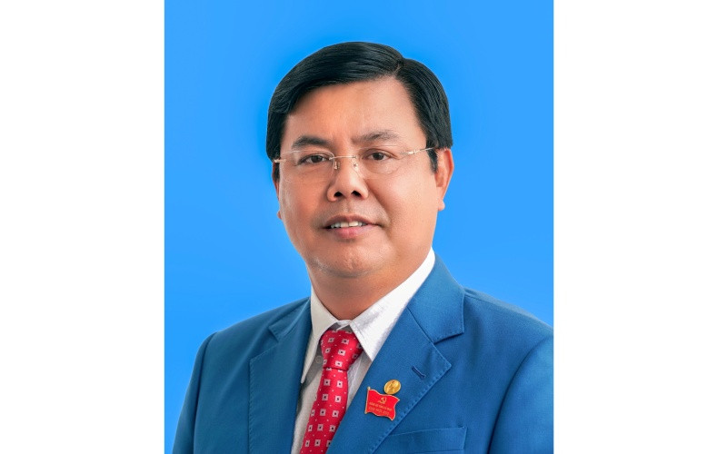 Đồng chí Nguyễn Tiến Hải, Bí thư Tỉnh ủy, Trưởng Đoàn đại biểu tỉnh Cà Mau dự Đại hội lần thứ XIII của Đảng. 