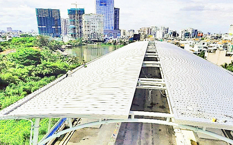 Nhà ga Bình Thái, một trong các nhà ga của tuyến metro số 1 (Bến Thành - Suối Tiên) đã lợp mái xong, bổ sung hạ tầng giao thông khu vực phía đông sau khi tuyến metro vận hành.