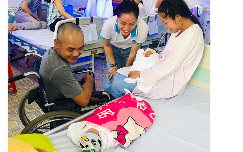 Hạnh phúc nhân đôi đã đến với Can và Thúy.