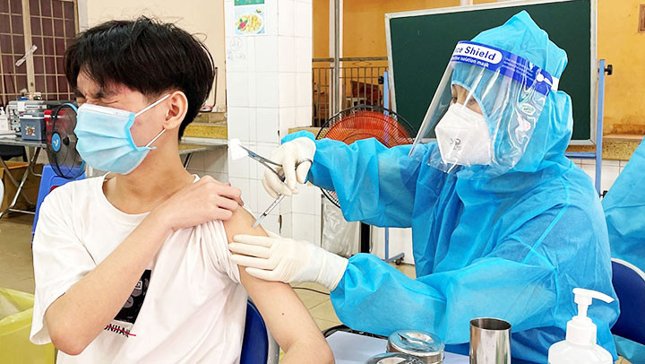 Buổi tiêm vaccine phòng Covid-19 đầu tiên cho trẻ em tại TP Hồ Chí Minh. Ảnh: ĐAN PHƯƠNG