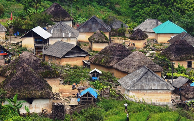 Một ngôi làng nhỏ trong thung lũng xã Nậm Pung, huyện Bát Xát, Lào Cai (Ảnh minh họa: Hạ Du).