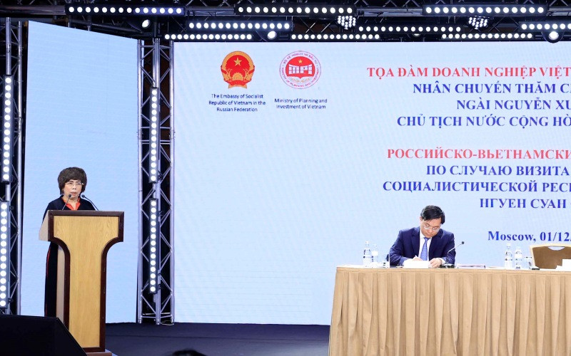 Nhà Sáng lập, Chủ tịch Hội đồng Chiến lược Tập đoàn TH, bà Thái Hương phát biểu trong Diễn đàn doanh nghiệp Việt-Nga, tại Moscow ngày 1/12.