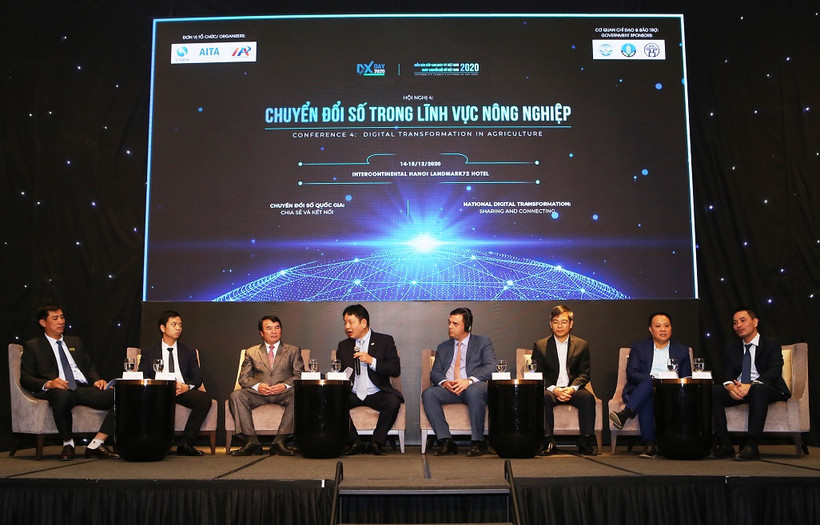 Phiên thảo luận tại Hội nghị Chuyển đổi số trong lĩnh vực nông nghiệp.