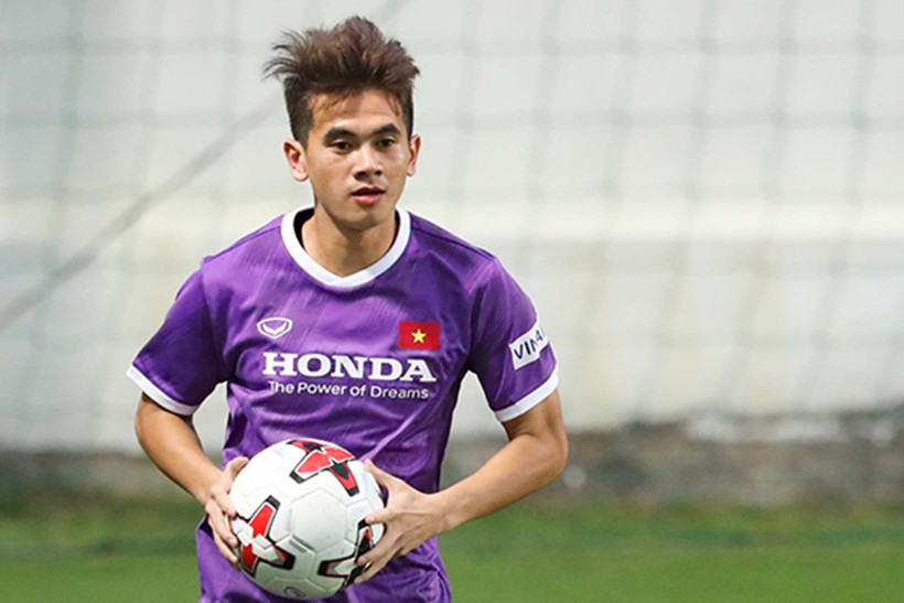 Hậu vệ Trần Văn Kiên trong đợt tập trung trước cùng tuyển Việt Nam. (Ảnh: VFF)