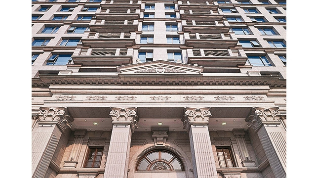 D’.Palais Louis được đầu tư hàng ngàn tỷ đồng cho những vật liệu bền vững với thời gian