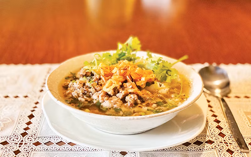 Cái nắng xôn xao