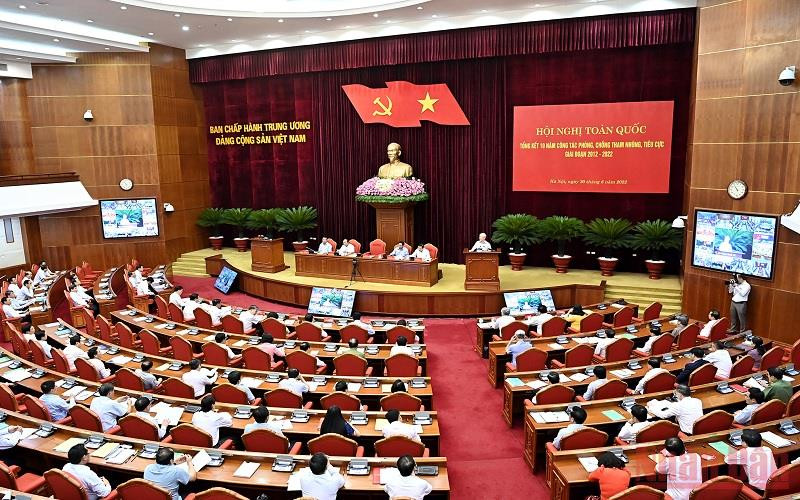 Quang cảnh Hội nghị toàn quốc tổng kết 10 năm công tác phòng, chống tham nhũng, tiêu cực. Ảnh: ĐĂNG KHOA