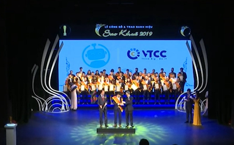 Lễ trao Danh hiệu Sao Khuê 2020.