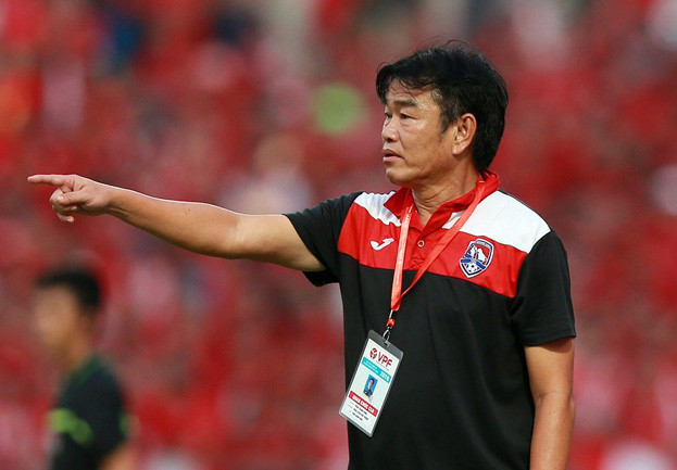 HLV Phan Thanh Hùng là một người thầy tận tâm. (Ảnh: TQN)