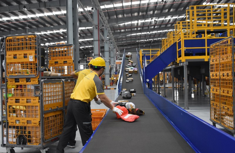 Bưu điện Việt Nam đưa vào vận hành hệ thống chia chọn bưu phẩm tự động tại miền trung.