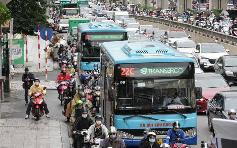 Hà Nội yêu cầu đề án thu phí vào nội đô phải đánh giá toàn diện hơn để hiệu quả, giảm ùn tắc.