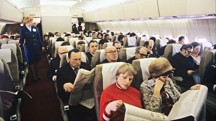 Hành khách trên máy bay il-86, năm 1980. Ảnh: TASS