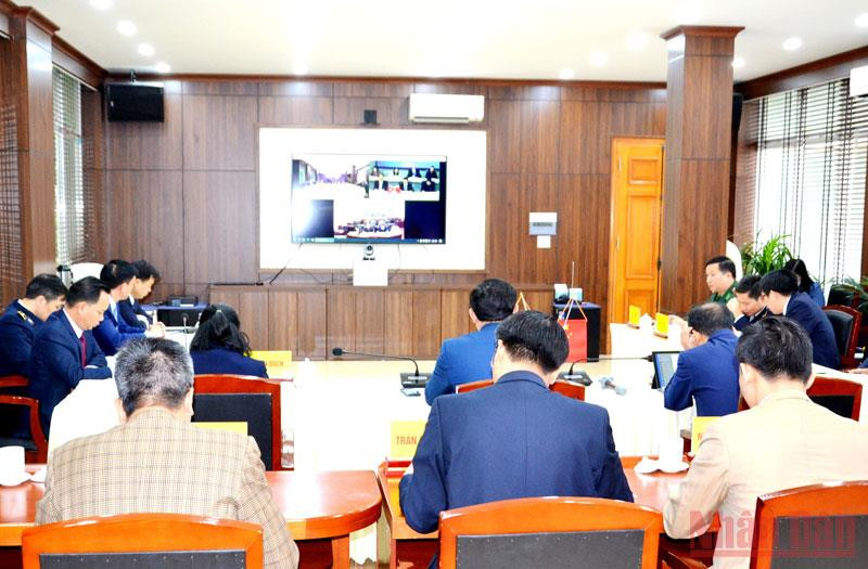 Hội đàm trực tuyến thúc đẩy giao thương, xuất nhập khẩu hàng hóa qua các cửa khẩu Lào Cai với Vân Nam (Trung Quốc).