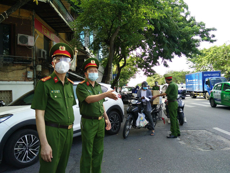 Từ 15 giờ ngày 16/8, 6 tổ liên ngành bắt đầu ra quân xử lý vi phạm về giãn cách xã hội.