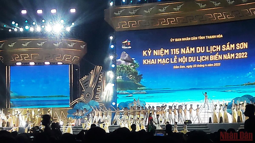 Lễ kỷ niệm 115 năm du lịch Sầm Sơn và khai mạc Lễ hội du lịch biển năm 2022. 
