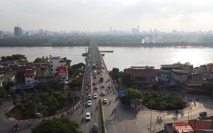 Cầu Chương Dương. (Ảnh: QUỐC TOẢN)