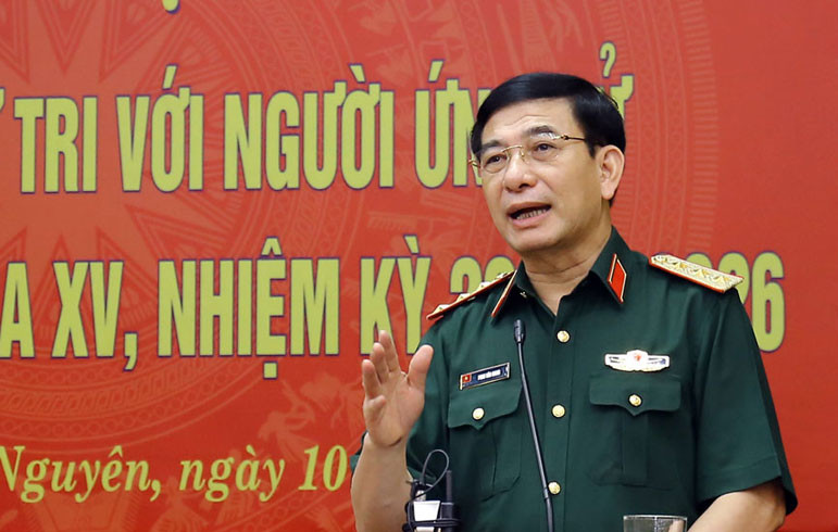 Thượng tướng Phan Văn Giang trình bày chương trình hành động nếu trúng cử ĐBQH khóa XV với đại diện cử tri đơn vị bầu cử số 2, tỉnh Thái Nguyên.