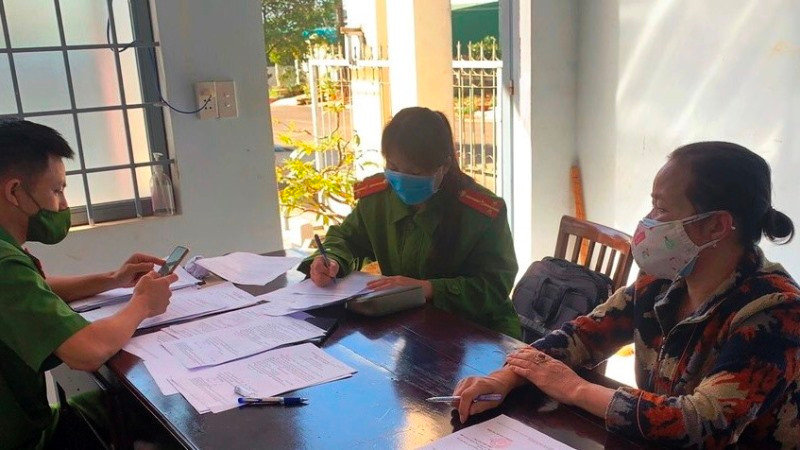 Bị can Hoàng Thị Xuyến tại Cơ quan Cảnh sát điều tra Công an tỉnh Đắk Nông.