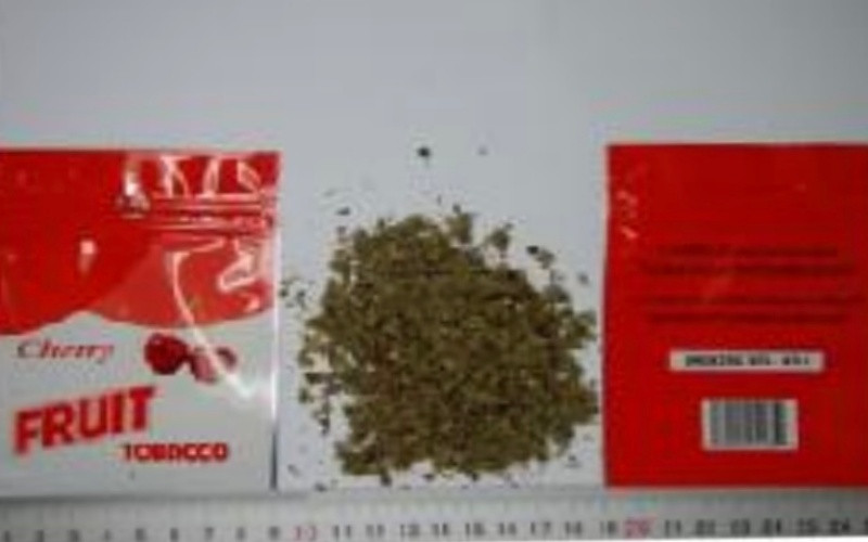 Mẫu thực vật khô cắt nhỏ chứa chất ADB-BUTINACA.