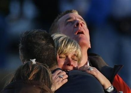 Các gia đình nạn nhân đau đớn về cái chết của con em mình