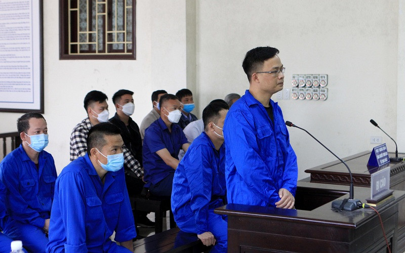 Các bị cáo tại phiên xét xử. (Ảnh: Mai Tú)