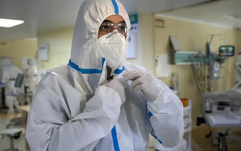 Hệ thống y tế Nga đang đối mặt diễn biến dịch bệnh Covid-19 phức tạp. (Nguồn: russian.rt.com)