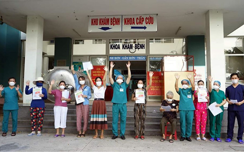 Các bệnh nhân được xuất viện chiều nay.