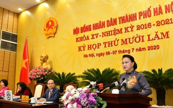 Chủ tịch QH Nguyễn Thị Kim Ngân phát biểu ý kiến chỉ đạo tại kỳ họp.