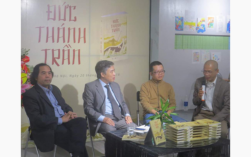 Cây cầu không dễ bắc