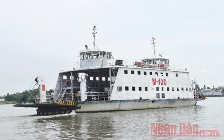 Phà Cao Lãnh chính thức dừng hoạt động kể từ ngày 24-8.